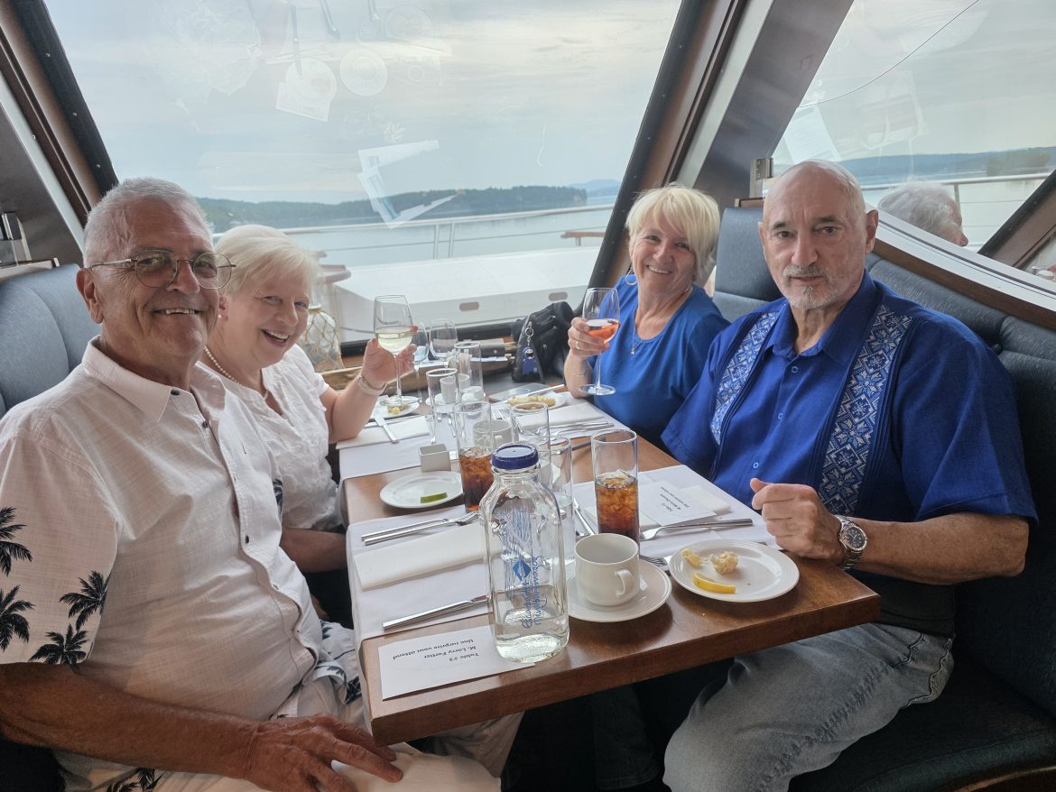 Membres En Bateau