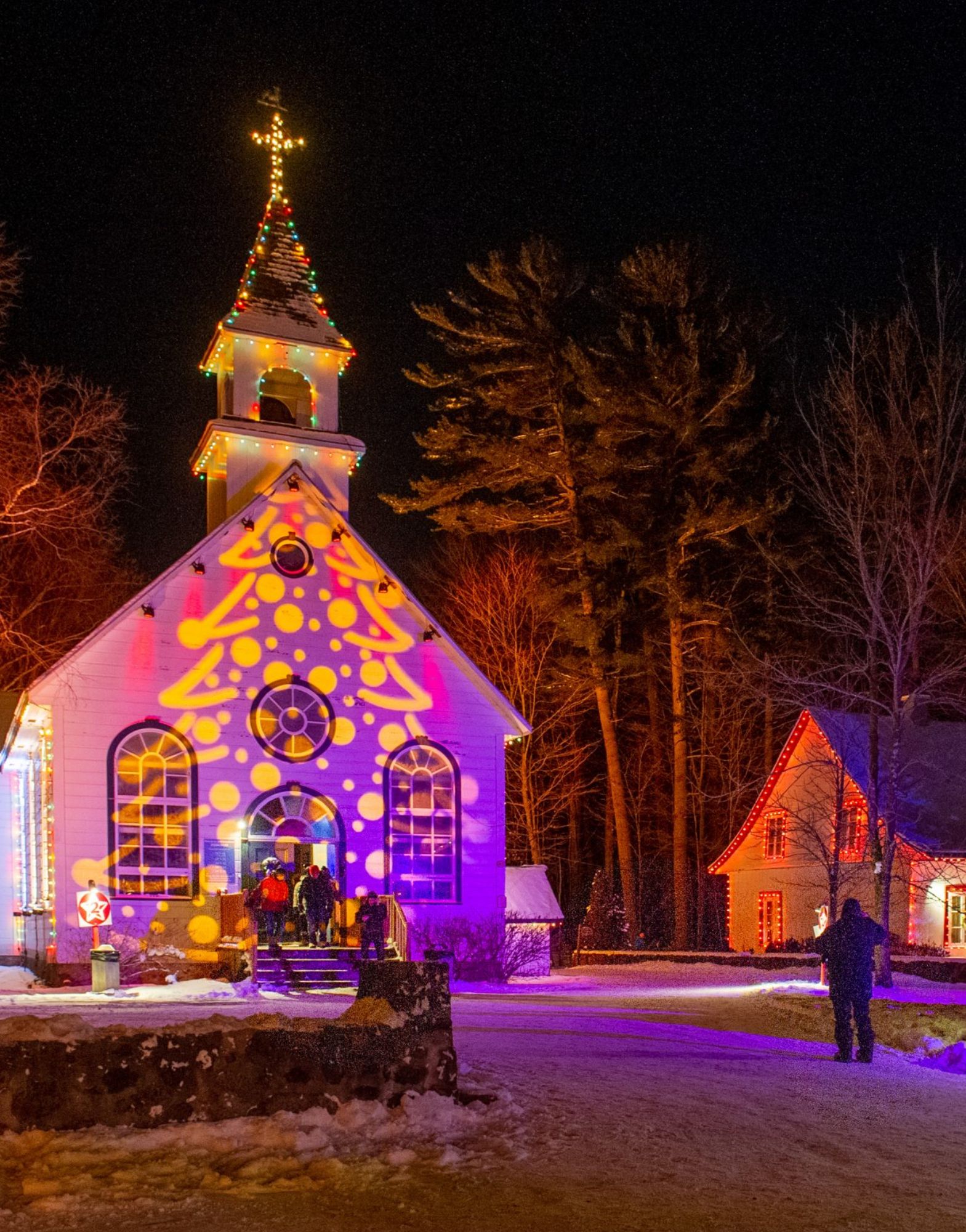 Village Quebecois Photo Bloc